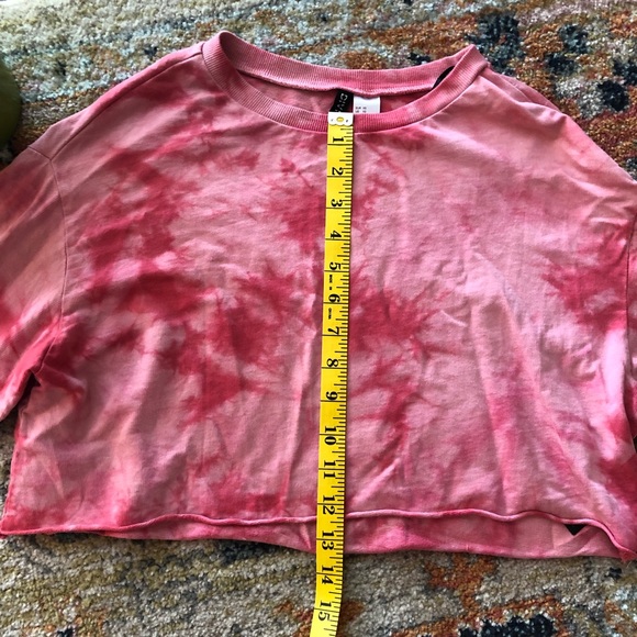H&M | Cropped Tie Dye Sweater - Picture 2 of 5